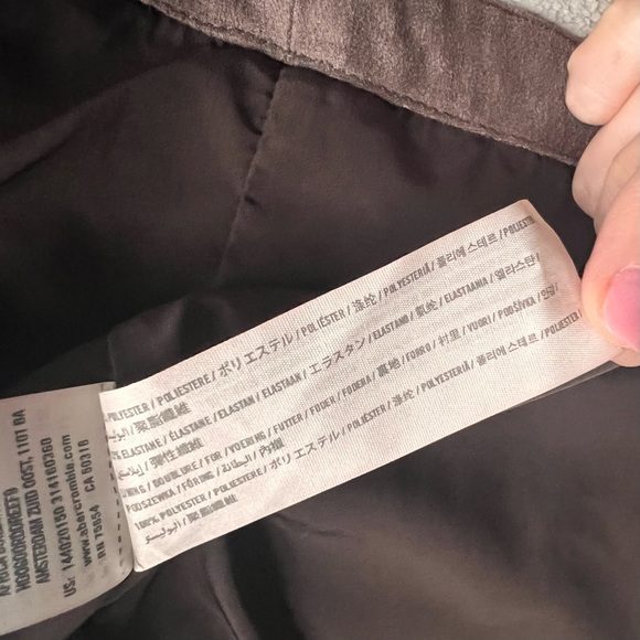 Abercrombie & Fitch Faux Suede Fringe Cropped Festival Jacket Stone Gray Medium - Picture 12 of 13